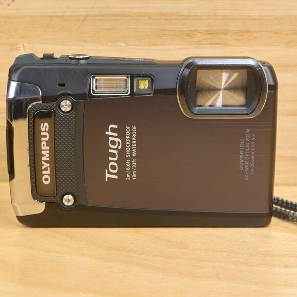 Olympus Tough TG-820 iHS 12MP Digital Camera Black / Waterproof / Tested - Picture 3 of 9